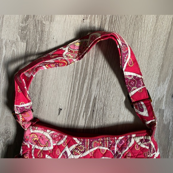 Vera Bradley Red Rosy Posies Pattern Shoulder bag - Picture 7 of 8